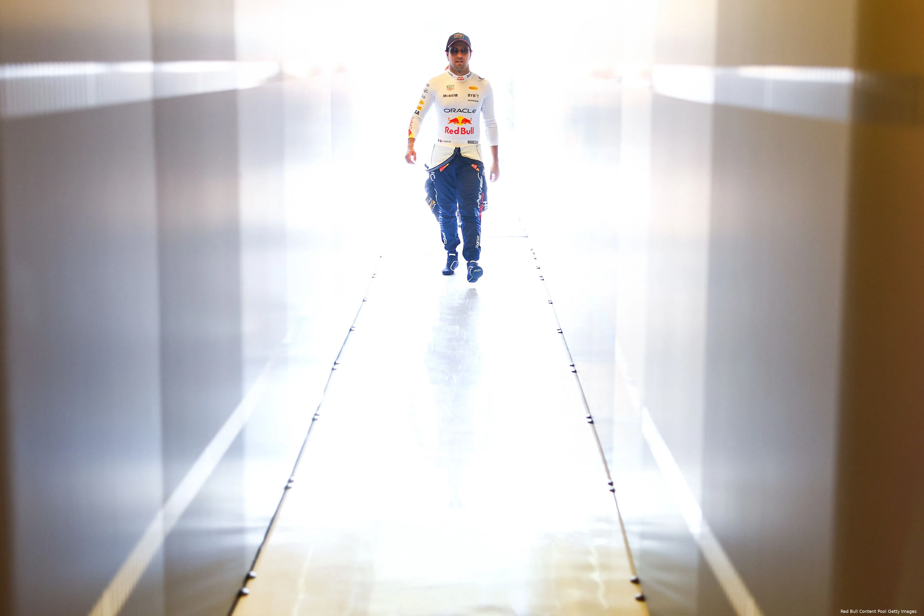 sergio perez pet abu dhabi vrijdag 2024 12