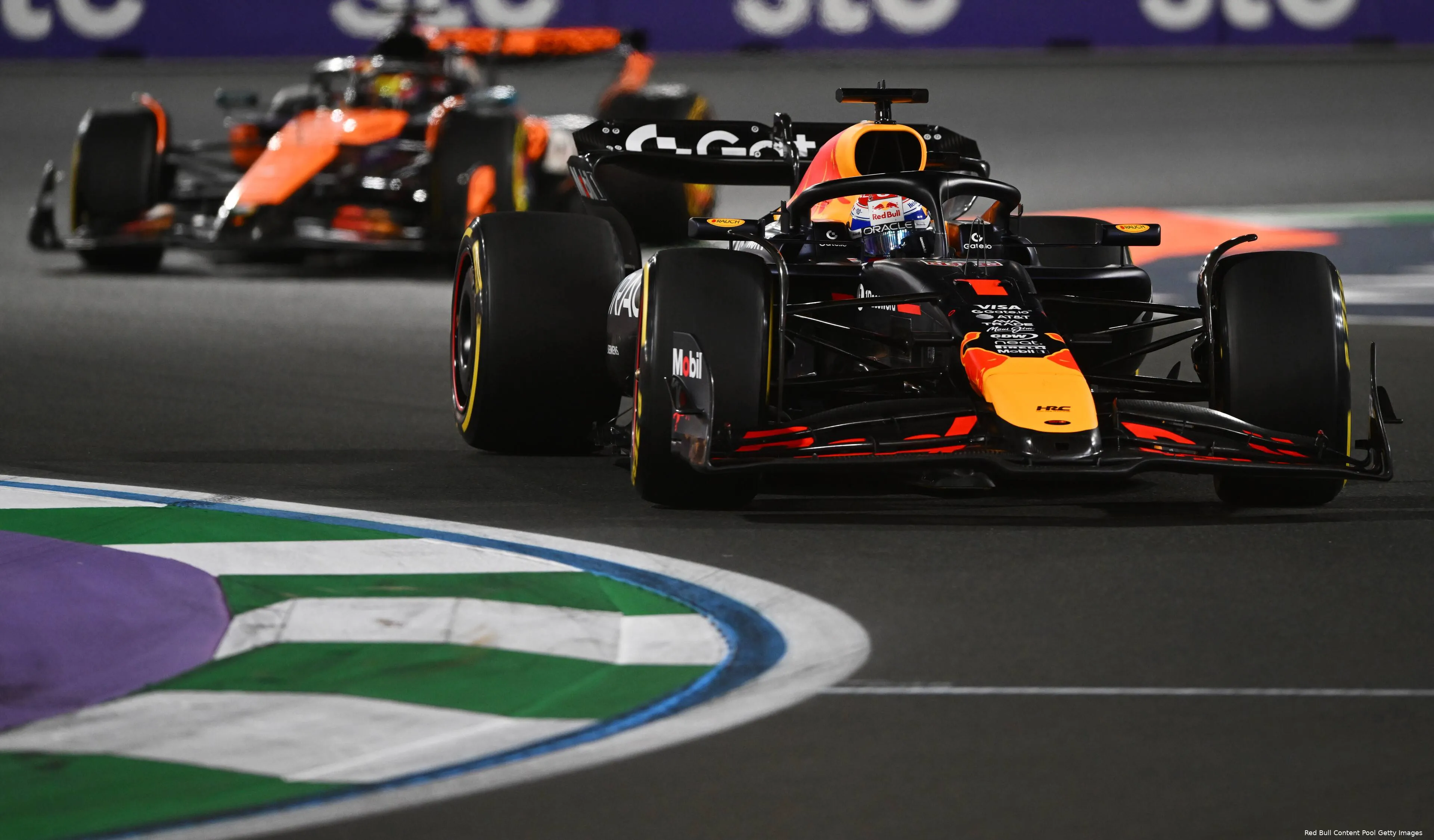 red bull racing max verstappen mclaren oscar piastri gp saoedi arabie 2025 zondag 2