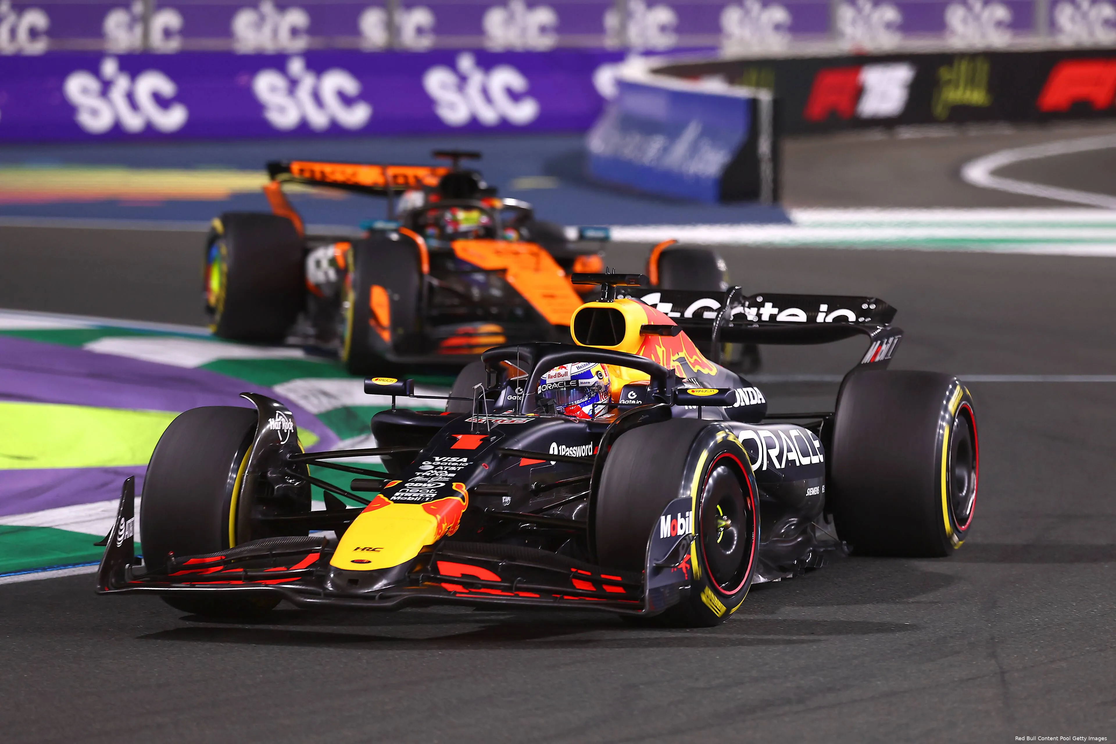 red bull racing max verstappen mclaren oscar piastri gp saoedi arabie 2025 zondag 4