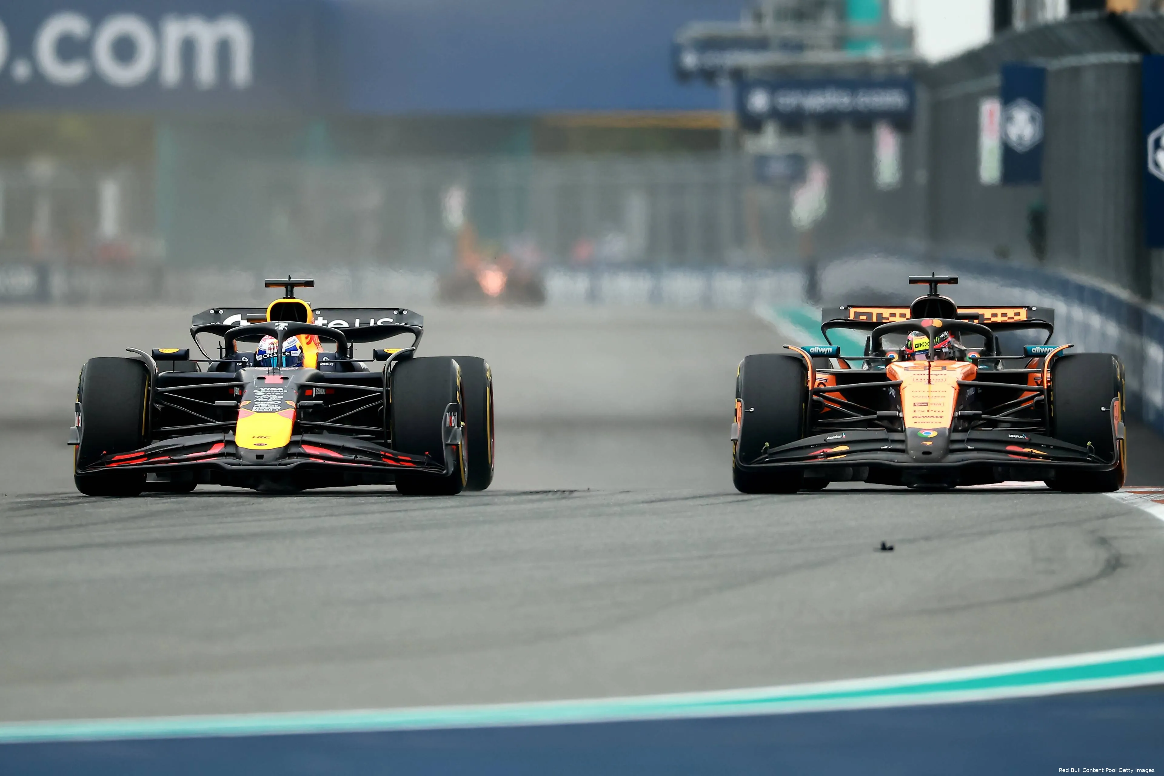 red bull racing max verstappen miami gp 2025 zondag mclaren oscar piastri