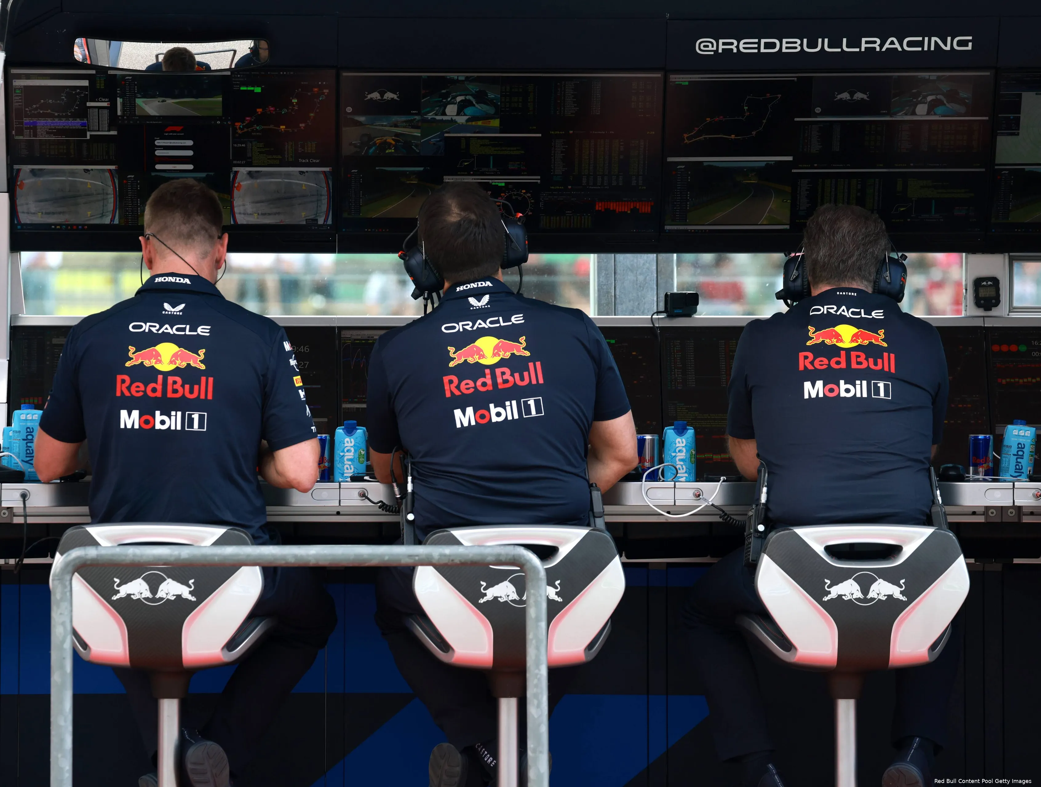 red bull racing pitmuur gp emilia romagna imola 2025 zaterdag