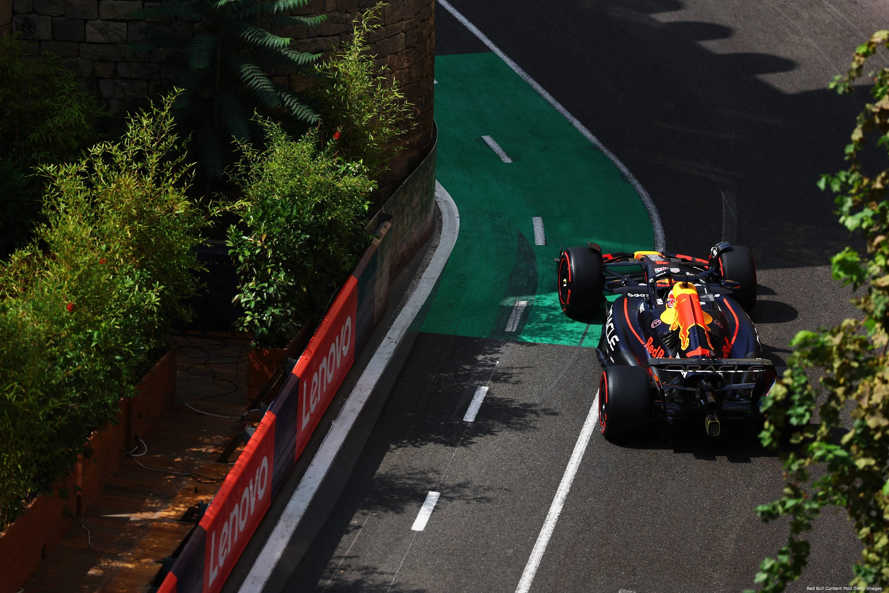 max-verstappen-red-bull-racing-vrijdag-bakoe-azerbeidzjan-2025