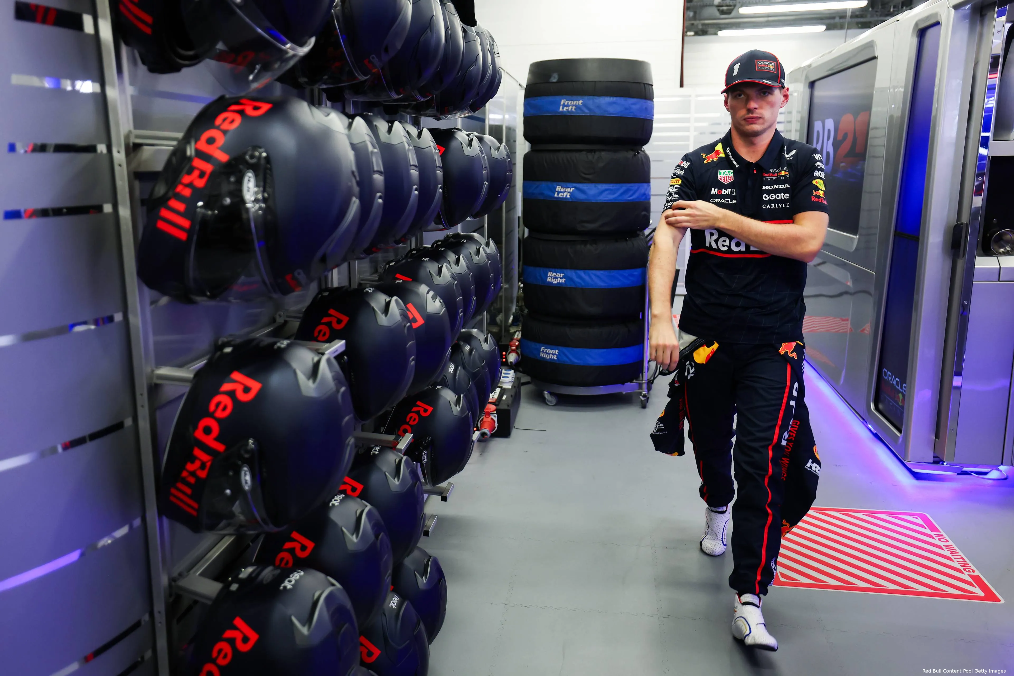 max-verstappen-red-bull-racing-vrijdag-bakoe-azerbeidzjan-2025
