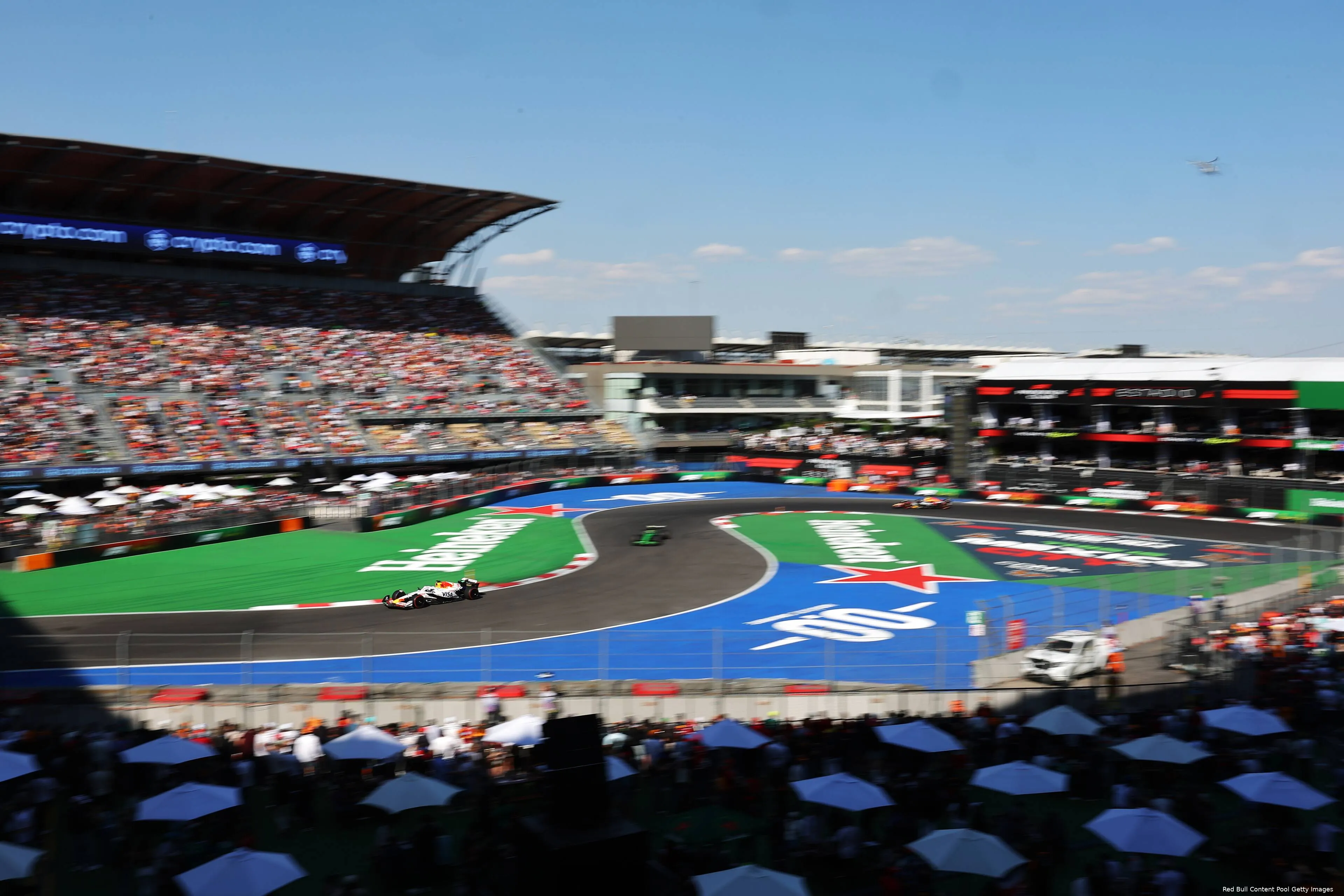 isack-hadjar-2025-vcarb-race-mexico