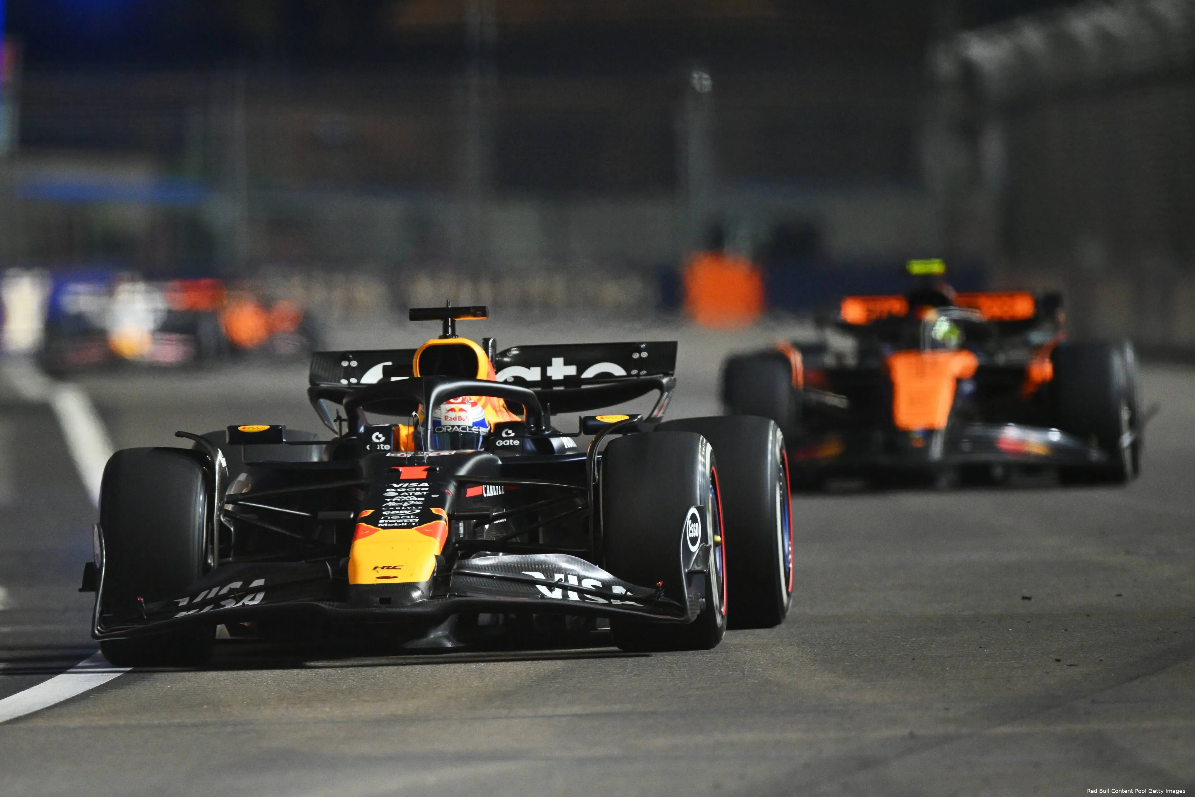 max-verstappen-red-bull-racing-gp-singapore-2025-zondag
