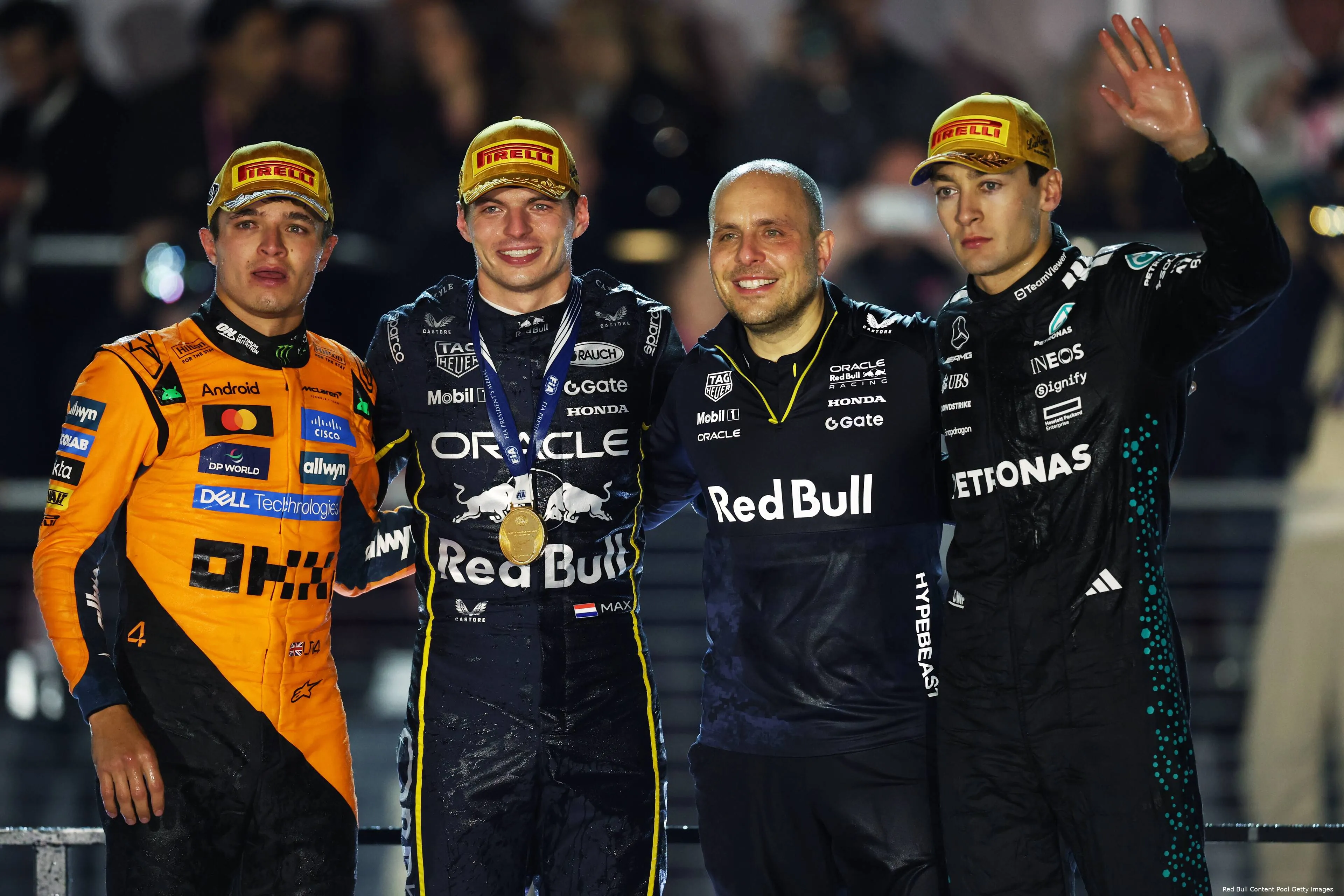 max-verstappen-red-bull-racing-gp-las-vegas-2025-zondag-mercedes-george-russell-lando-norris-mclaren-gianpiero-lambiase