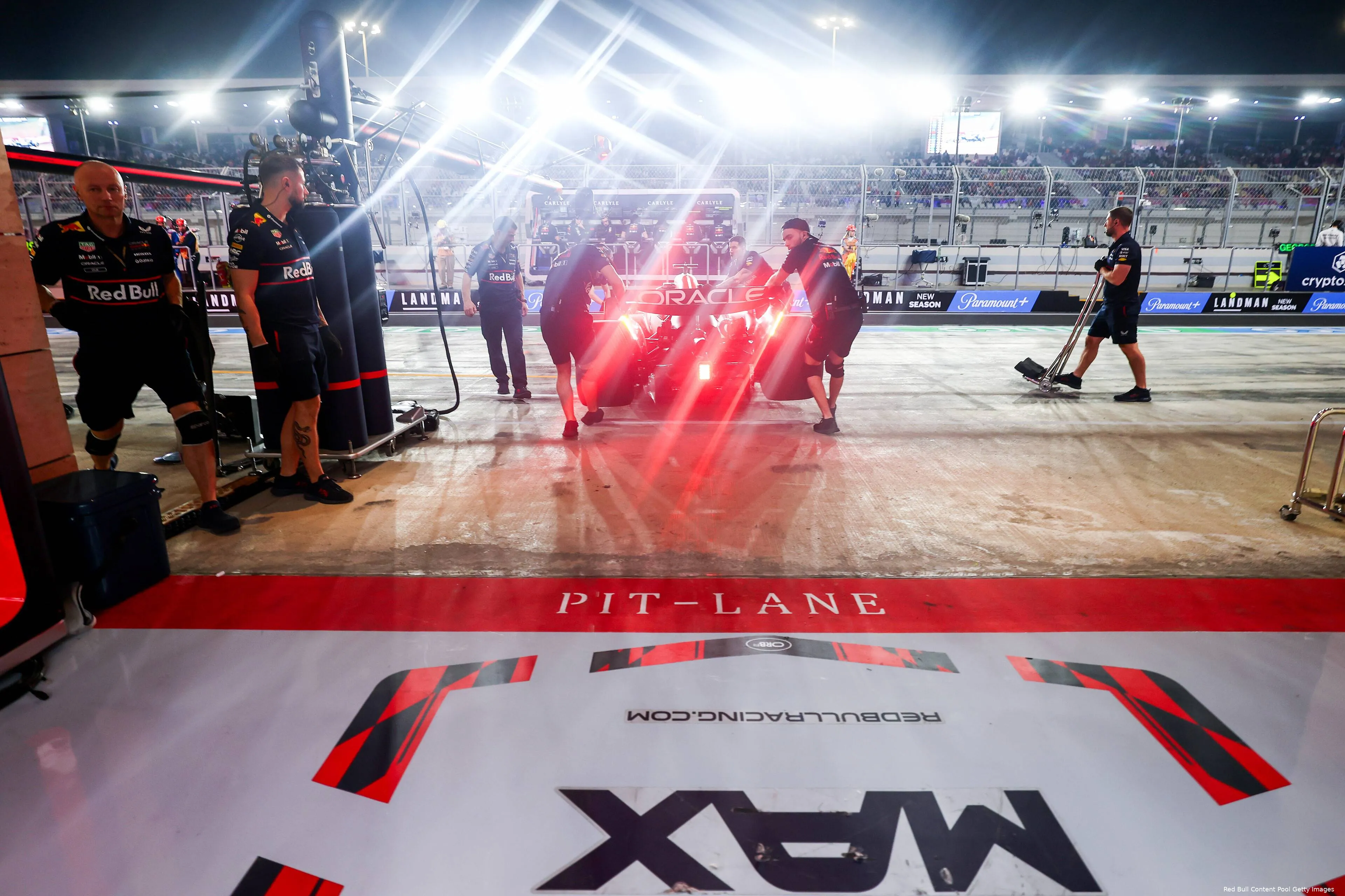 max-verstappen-red-bull-racing-gp-qatar-vrijdag-2