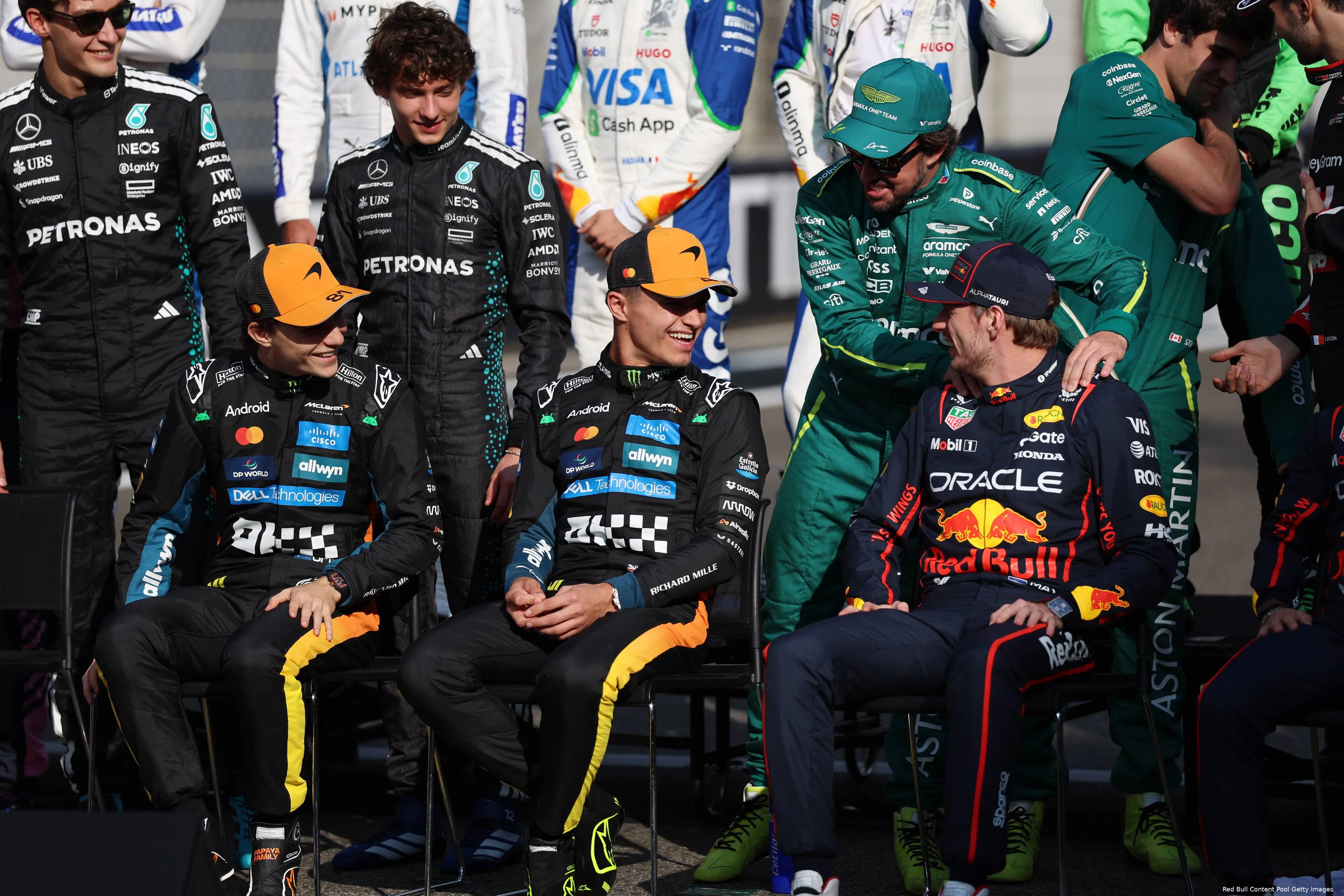 max-verstappen-mercedes-andrea-kimi-antonelli-george-russell-red-bull-racing-gp-abu-dhabi-2025-zondag-aston-martin-fernando-alonso-mclaren-oscar-piastri-lando-norris