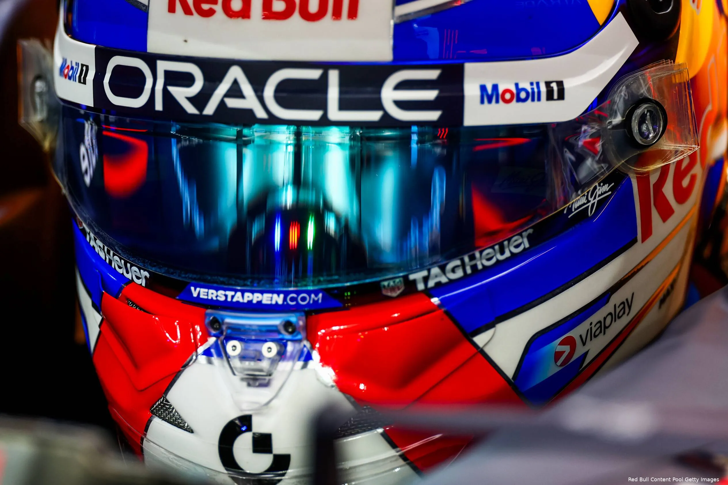 max-verstappen-red-bull-racing-gp-abu-dhabi-2025