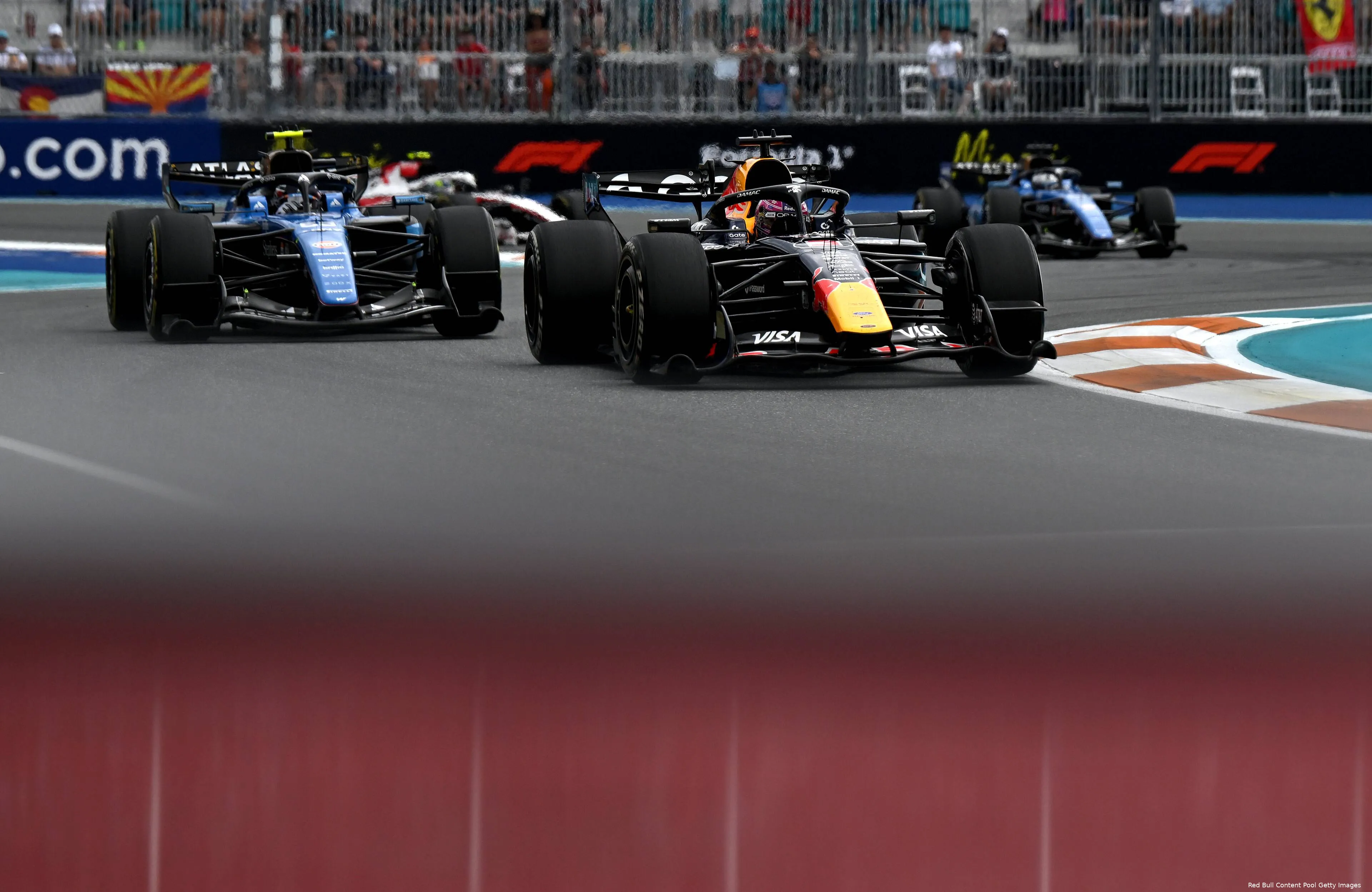 max-verstappen-red-bull-racing-gp-miami-2026-zondag-carlos-sainz