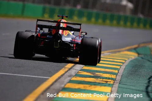 DRS opengeklapt voor minder luchtweerstand.