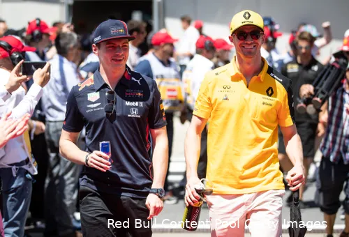 Hülkenberg spreekt goed Nederlands, en praat regelmatig bij met Max Verstappen.