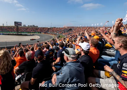 Alle aandacht die de Grand Prix genereert maakt het evenement aantrekkelijk om op mee te liften voor organisaties als het MOB, zo stelt Lammers.