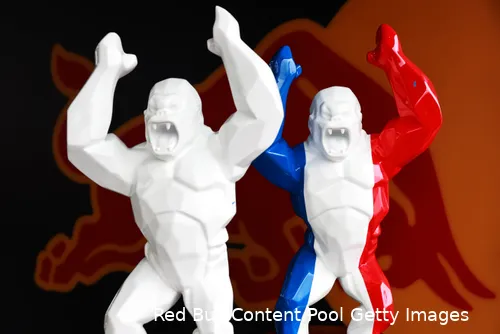 <i>Laten we zeggen dat de winnaar van de Franse Grand Prix doorgaans een vrij onconventionele trofee aangeboden krijgt.</i>