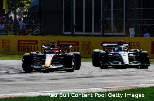 <i>De RB18 had in 2022 geen last van porpoising, de W13 juist wel.</i>