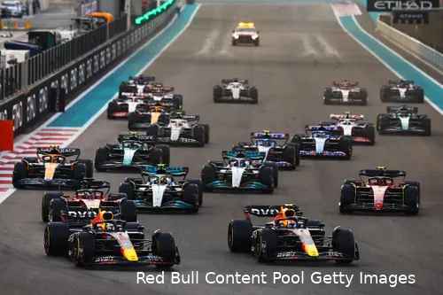 Tijdens de Grand Prix van Abu Dhabi 2022 domineerde Red Bull Racing de eerste startrij.