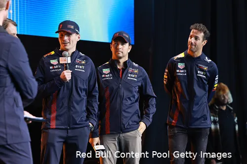 <i>Volgens Windsor moet Pérez oppassen dat hij niet zijn stoeltje verliest aan Daniel Ricciardo (Bron:&nbsp;Red Bull Content Pool / Getty Images).</i>