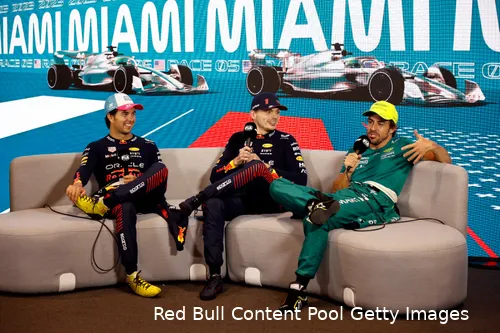 <i>Fernando Alonso zag dit podium waarschijnlijk al aankomen. (Foto: Red Bull Content Pool / Getty Images)</i>