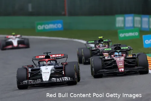 Ricciardo kwam in verkeer terecht tijdens de GP van België. (Foto: Red Bull Content Pool/Getty Images)