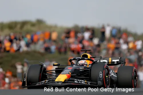 <i>Verstappen laat weinig kruimels over voor de rest (Bron:&nbsp;Red Bull Content Pool / Getty Images).</i>