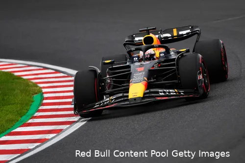 Max
Verstappen tijdens de kwalificatie voor de Grand Prix van Japan, Suzuka International
Racing Course, 2023 (Foto: Red Bull Content Pool / Getty Images).