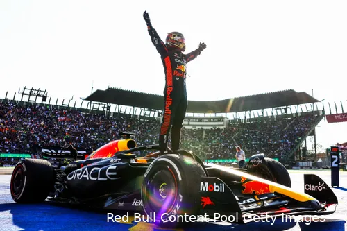 si202310290688 hires jpeg 24bit rgb