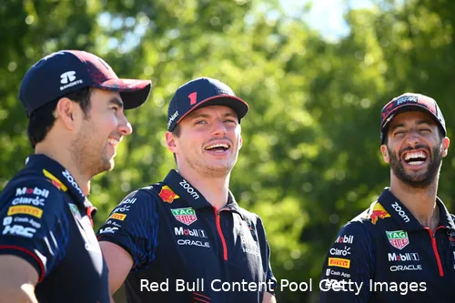 verstappen blij perez ricciardo