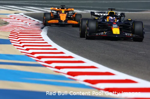 rb20 red bull wintertest max verstappen lando norris mclaren