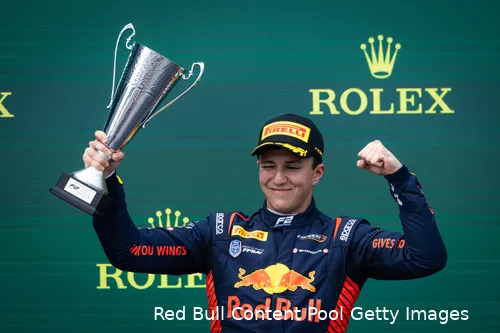 Uiteindelijk kon Hadjar zijn weekend met een groot succes afsluiten. (Foto: Red Bull Content Pool/Getty Images)