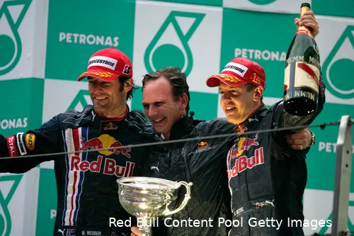 2009 red bull racing sebastian vettel christian horner mark webber china