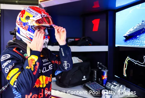 Verstappen had het niet zo makkelijk tijdens de eerste sessies in Monaco. (Foto: Red Bull Content Pool/Getty Images).