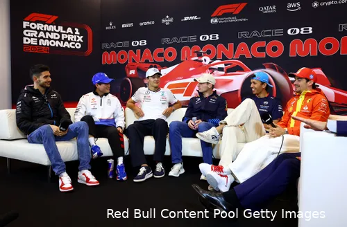 <i>Een 4 voor Verstappen, een 1 voor Ocon, en een 10 voor Leclerc in Frankrijk.</i>