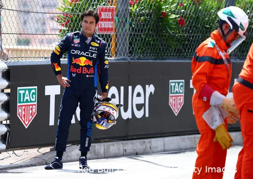 sergio perez red bull racing crash monaco 13