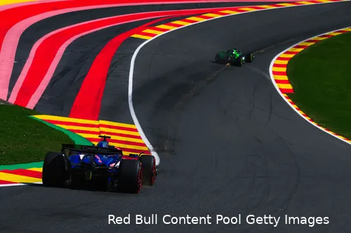 Hinchcliffe steekt de loftrompet voor Ricciardo.