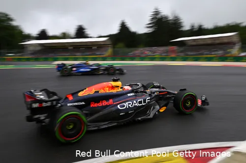 max verstappen red bull racing rb20 regen spa belgie 115
