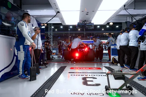 Ricciardo kaapte een punt voor de snelste ronde weg bij McLaren.