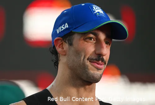 daniel ricciardo race singapore zondag visa cash app rb