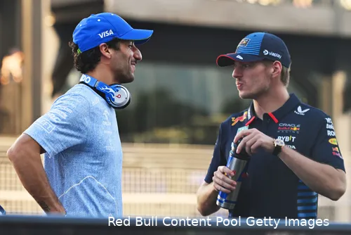 red bull racing max verstappen daniel ricciardo visa cash app rb singapore gp zondag 2024 5