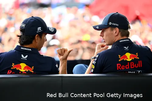 <i>Beide Red Bull-coureurs konden niet maximaliseren.</i>