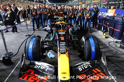red bull racing max verstappen singapore gp zondag 2024 6