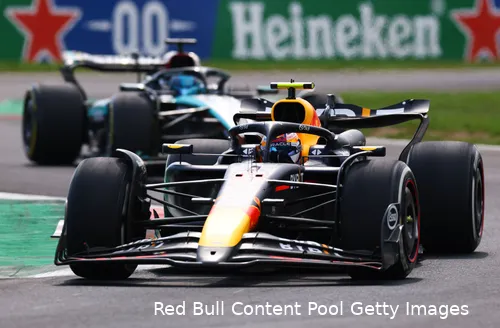 Pérez hoopte dat hij Russell achter zich kon houden.