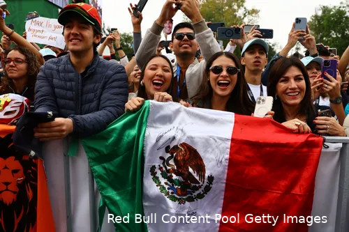 <i>Pérez is in Mexico en Latijns-Amerika ontzettend populair.</i>