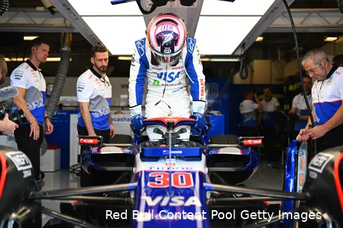 liam lawson cota sprintkwalificatie vridag visa cash app rb 2024