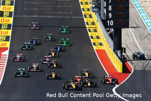 <i>Beide Ferrari-coureurs zijn aan elkaar gewaagd en dat helpt bij de constructeurs.</i>