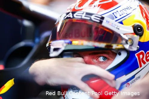 brazilie sao paulo vrijdag red bull racing max verstappen 1 helm