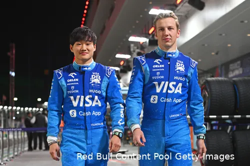 liam lawson woensdag las vegas 2024 yuki tsunoda