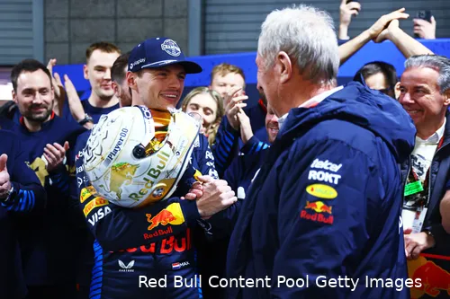 max verstappen 2024 wereldkampioen las vegas helm 1 helmut marko