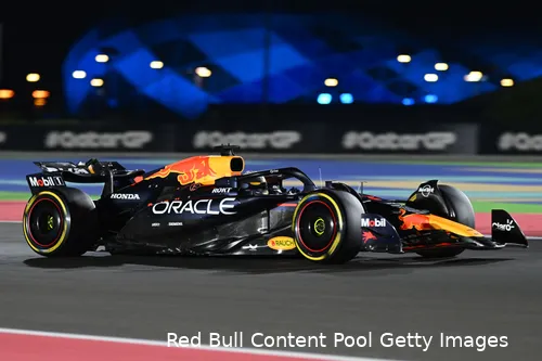 <i>Iedereen wil Verstappen wel vastleggen, meent Barrichello.</i>