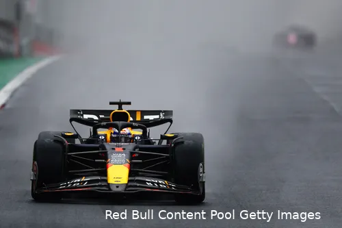 Verstappen reed een wereldrace in Brazilië.