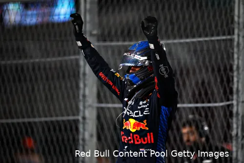 Net als Vettel pakt Verstappen vier titels achter elkaar bij Red Bull.